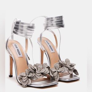 New- Steve Madden Ultima Silver Rhinestone Floral Lace Up Heels